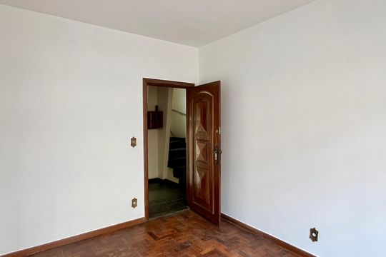 Apartamento à venda com 3 quartos, 134m² em Ipiranga, Belo Horizonte