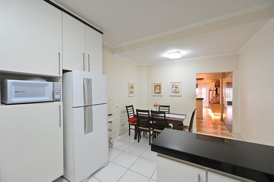 Cozinha de casa à venda com 3 quartos, 260m² em Vila Clementino, São Paulo