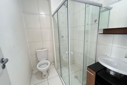 Banheiro de apartamento para alugar com 2 quartos, 50m² em Cachambi, Rio de Janeiro