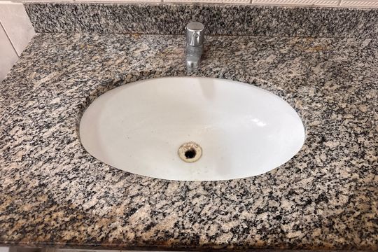 Suíte - Banheiro de apartamento à venda com 3 quartos, 255m² em Recreio dos Bandeirantes, Rio de Janeiro