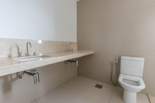 Banheiro da Suíte de apartamento à venda com 4 quartos, 171m² em Anchieta, Belo Horizonte