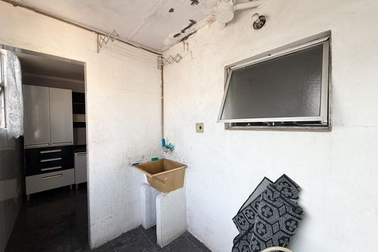 Área de Serviço de apartamento para alugar com 2 quartos, 50m² em Conjunto Residencial Elisio Teixeira Leite, São Paulo