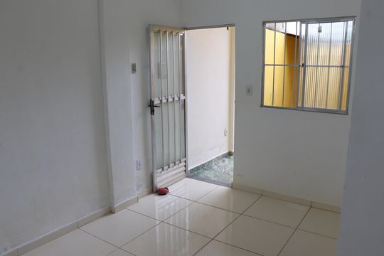 Kitnet/Studio para alugar com 1 quarto, 42m² em Parque Santa Maria, Campos dos Goytacazes