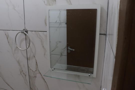 Banheiro de kitnet/studio para alugar com 1 quarto, 42m² em Parque Santa Maria, Campos dos Goytacazes