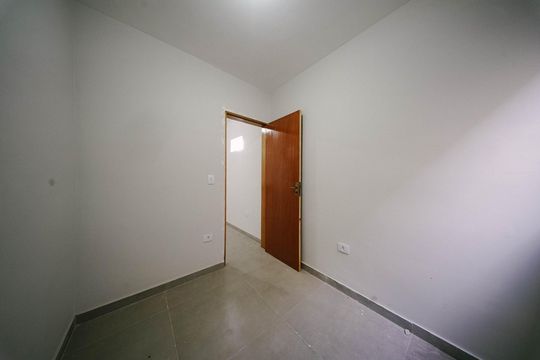 Quarto 2 de casa para alugar com 2 quartos, 48m² em Vila Dalila, São Paulo