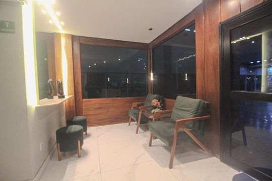 Hall de entrada de apartamento para alugar com 2 quartos, 95m² em Centro Histórico, Porto Alegre