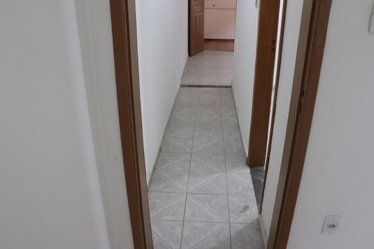 Corredor de casa para alugar com 1 quarto, 65m² em Parque Santa Maria, Campos dos Goytacazes