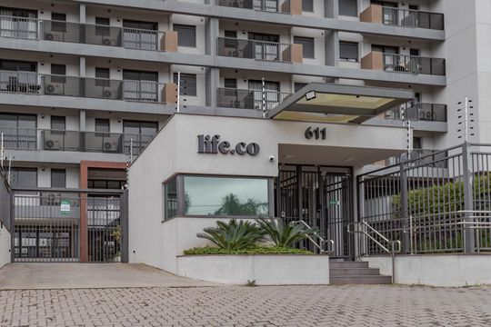 Fachada de apartamento para alugar com 1 quarto, 45m² em Jardim do Salso, Porto Alegre