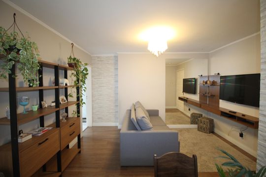 Apartamento à venda com 2 quartos, 63m² em Vila Ipiranga, Porto Alegre