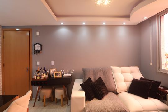 Sala de apartamento à venda com 2 quartos, 48m² em Olaria, Canoas