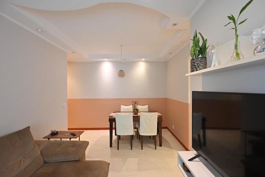 Sala de apartamento à venda com 3 quartos, 70m² em Chácara Inglesa, São Paulo