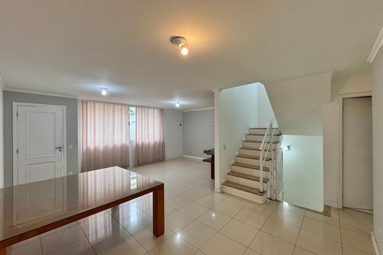 Casa à venda com 4 quartos, 226m² em Recreio dos Bandeirantes, Rio de Janeiro