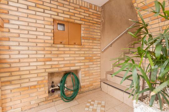 Área externa de casa à venda com 4 quartos, 400m² em Jardim Malia Ii, São Paulo