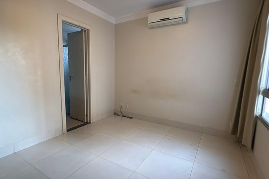 Apartamento à venda com 3 quartos, 113m² em Setor Bueno, Goiânia