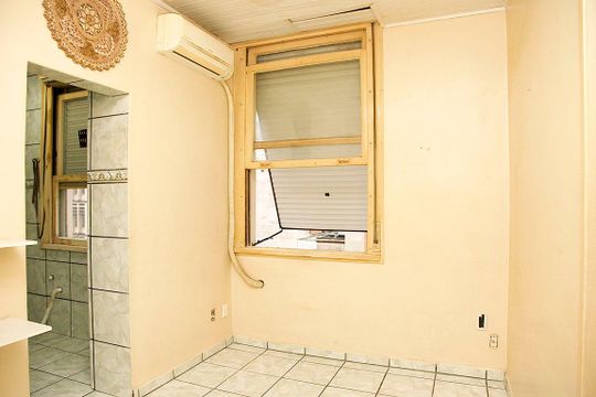 Sala de apartamento para alugar com 1 quarto, 33m² em Centro Histórico, Porto Alegre