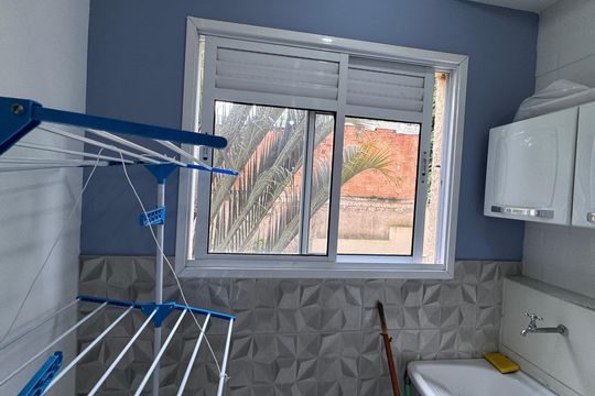 Área de Serviço de apartamento para alugar com 2 quartos, 48m² em Parque Rincao, Cotia