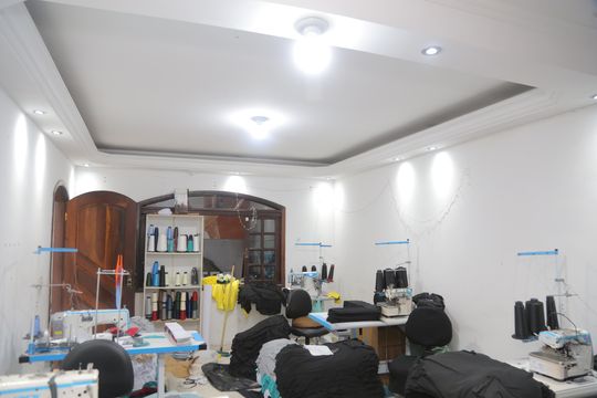 Sala de casa à venda com 4 quartos, 125m² em Parque Savoy City, São Paulo