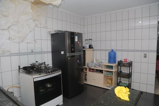 Cozinha  de casa à venda com 4 quartos, 125m² em Parque Savoy City, São Paulo
