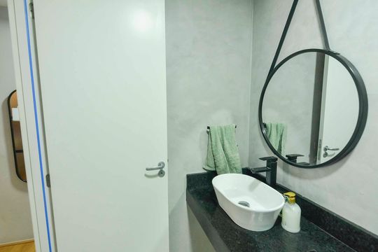 Banheiro de kitnet/studio para alugar com 1 quarto, 40m² em Imperial de São Cristóvão, Rio de Janeiro