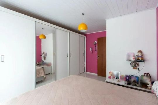 Quarto de casa para alugar com 5 quartos, 280m² em Vila Nova, Porto Alegre