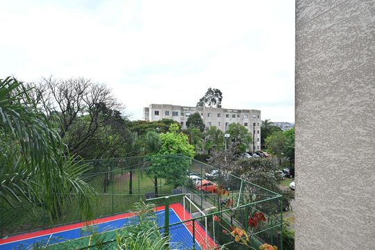 Vista de apartamento à venda com 2 quartos, 46m² em Jardim Helga, São Paulo