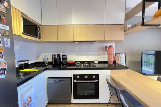 Cozinha  de apartamento à venda com 1 quarto, 37m² em Ferreira, São Paulo