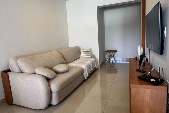 Sala de apartamento para alugar com 2 quartos, 70m² em Setor Bueno, Goiânia