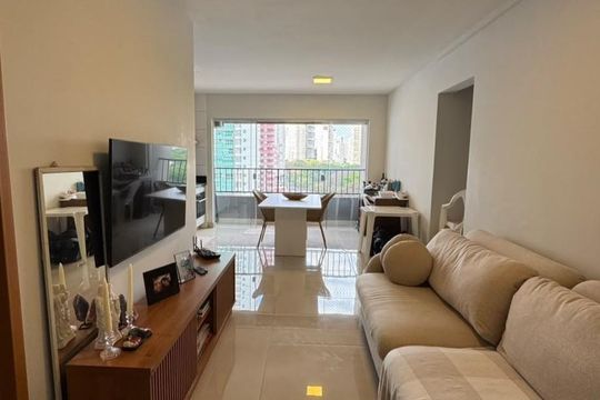 Apartamento para alugar com 2 quartos, 70m² em Setor Bueno, Goiânia