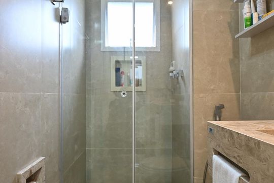 Banheiro Suíte de apartamento à venda com 3 quartos, 100m² em Vila Suzana, São Paulo