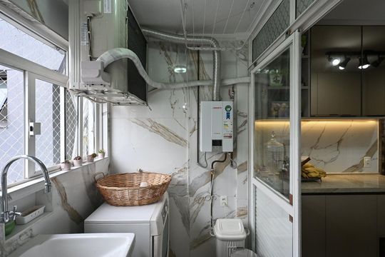 Área de Serviço  de apartamento à venda com 3 quartos, 100m² em Vila Suzana, São Paulo