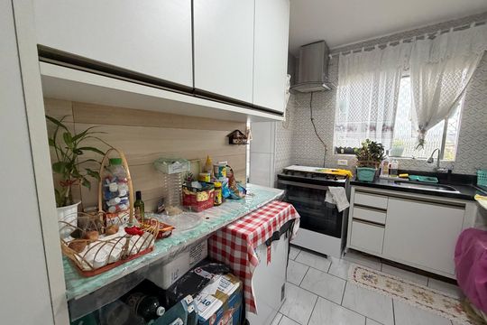 Cozinha de apartamento para alugar com 2 quartos, 52m² em Santo Amaro, São Paulo