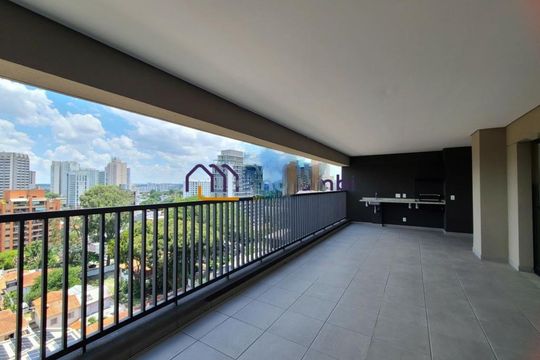 Apartamento à venda com 3 quartos, 173m² em Santo Amaro, São Paulo
