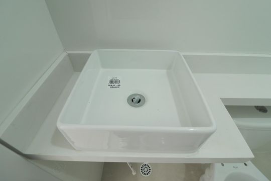 Banheiro de apartamento à venda com 2 quartos, 45m² em Vila Ester (zona Norte), São Paulo