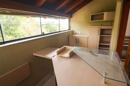 Escritório de casa para alugar com 3 quartos, 170m² em Parque Urbano, Porto Alegre
