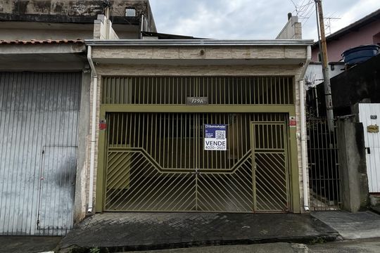 Fachada + Placa de casa à venda com 2 quartos, 178m² em Parque Boturussu, São Paulo