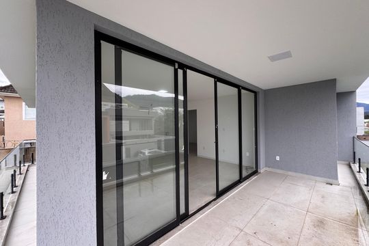 Varanda da Suíte 1 de apartamento à venda com 4 quartos, 220m² em Vargem Pequena, Rio de Janeiro