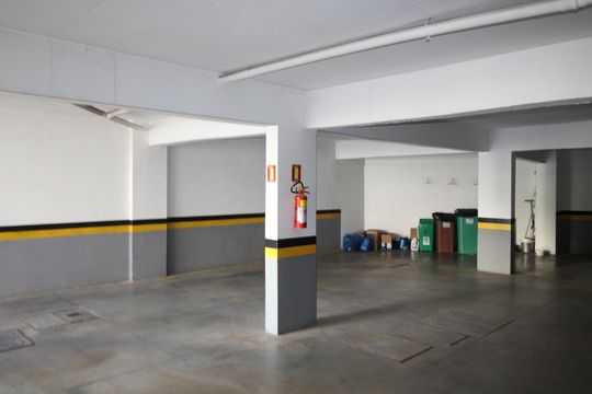 Garagem de apartamento para alugar com 1 quarto, 50m² em Petrópolis, Porto Alegre