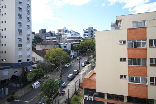 Vista de apartamento para alugar com 1 quarto, 50m² em Petrópolis, Porto Alegre