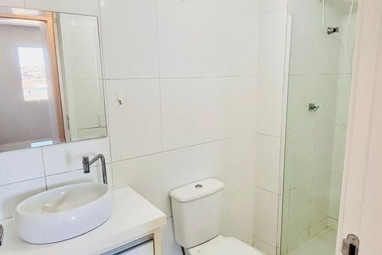 Banheiro de apartamento para alugar com 2 quartos, 54m² em Loteamento Villa Branca, Jacareí