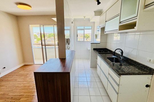 Cozinha de apartamento para alugar com 2 quartos, 54m² em Loteamento Villa Branca, Jacareí