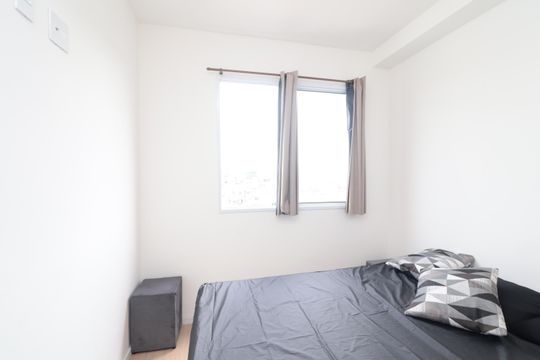 Quarto 1 de apartamento para alugar com 2 quartos, 28m² em Vila Santana, São Paulo