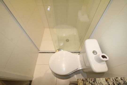 Banheiro de kitnet/studio para alugar com 1 quarto, 25m² em Jardim São Paulo, São Paulo