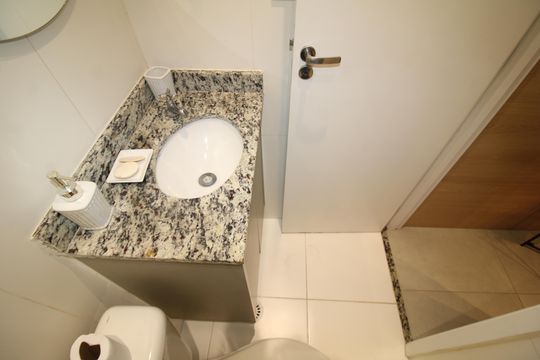 Banheiro de kitnet/studio para alugar com 1 quarto, 25m² em Jardim São Paulo, São Paulo