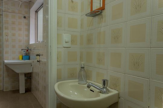 Banheiro de Serviço de apartamento para alugar com 3 quartos, 97m² em Centro, São Bernardo do Campo