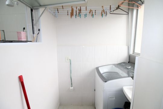 Área de Serviço de apartamento para alugar com 2 quartos, 55m² em Conjunto Residencial Trinta E Um de Marco, São José dos Campos
