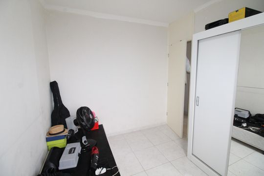 Quarto 1 de apartamento para alugar com 2 quartos, 55m² em Conjunto Residencial Trinta E Um de Marco, São José dos Campos
