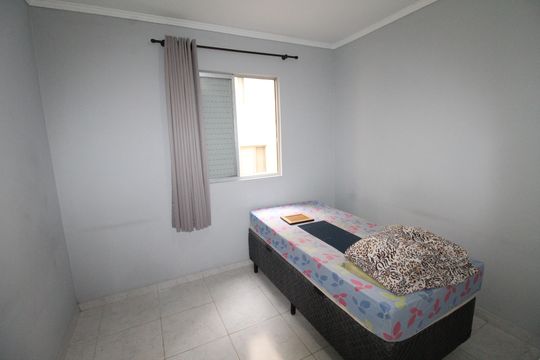 Quarto 2 de apartamento para alugar com 2 quartos, 55m² em Conjunto Residencial Trinta E Um de Marco, São José dos Campos