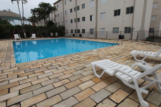 Área comum - Piscina de apartamento para alugar com 2 quartos, 55m² em Conjunto Residencial Trinta E Um de Marco, São José dos Campos