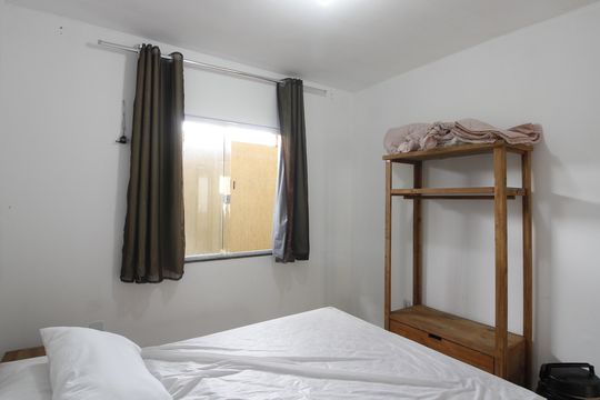 Quarto 2 de casa de condomínio para alugar com 2 quartos, 50m² em Foguete, Cabo Frio