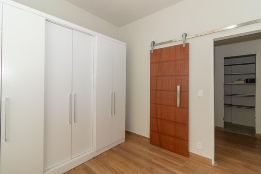 Quarto 1 de apartamento para alugar com 2 quartos, 60m² em Bangu, Rio de Janeiro